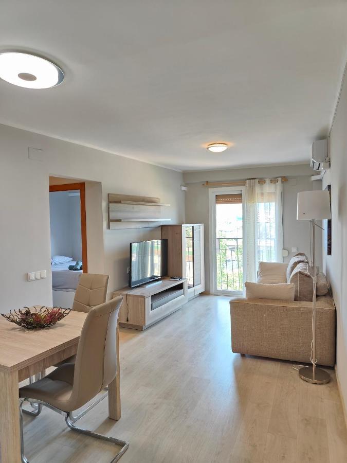 Family Apartment Besos Sant Adria de Besos Exterior photo
